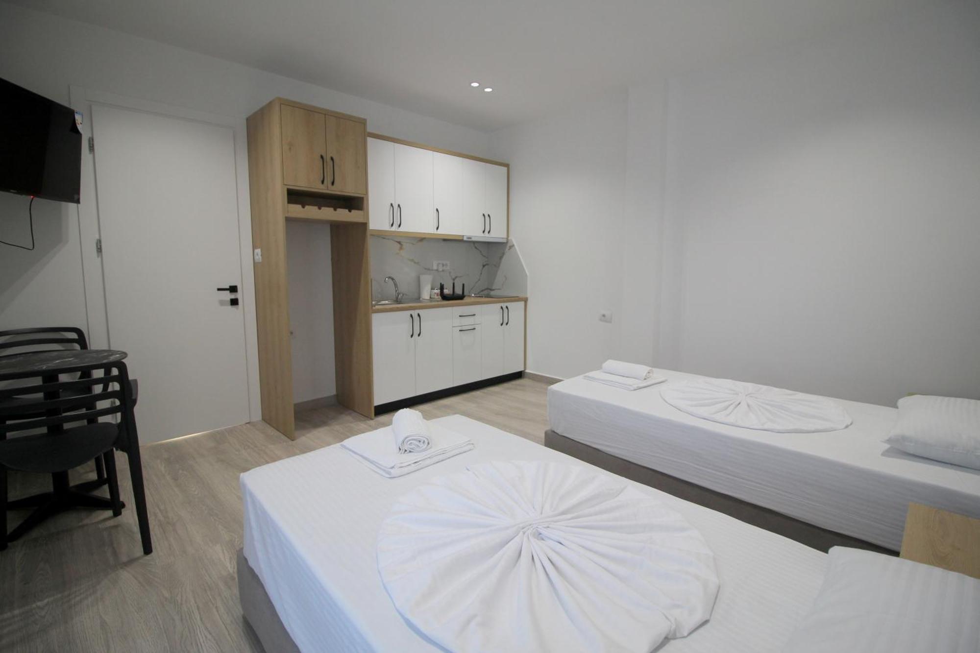 Serenity Apartments Ksamil Dış mekan fotoğraf